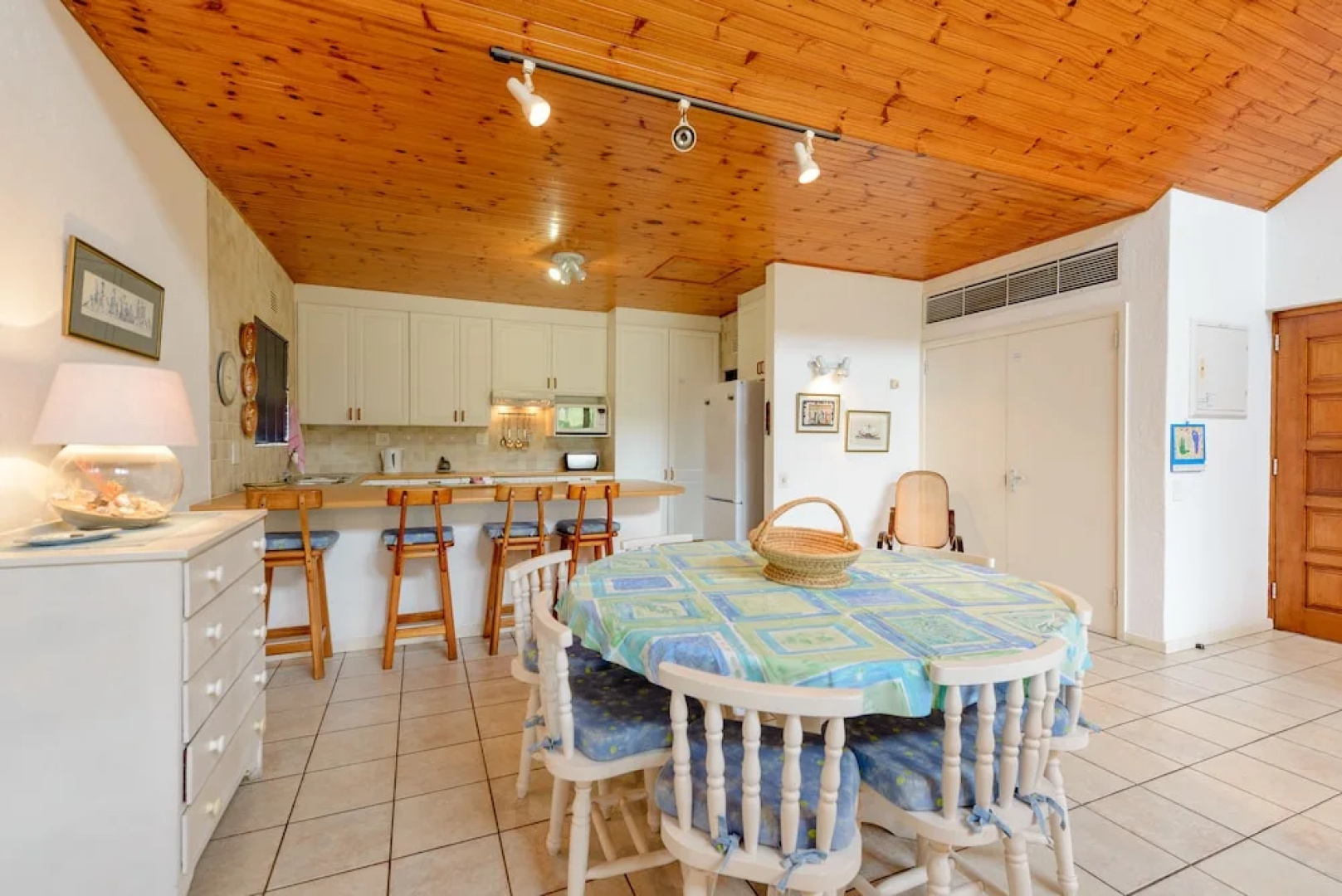 San Lameer Villa Rentals 10312