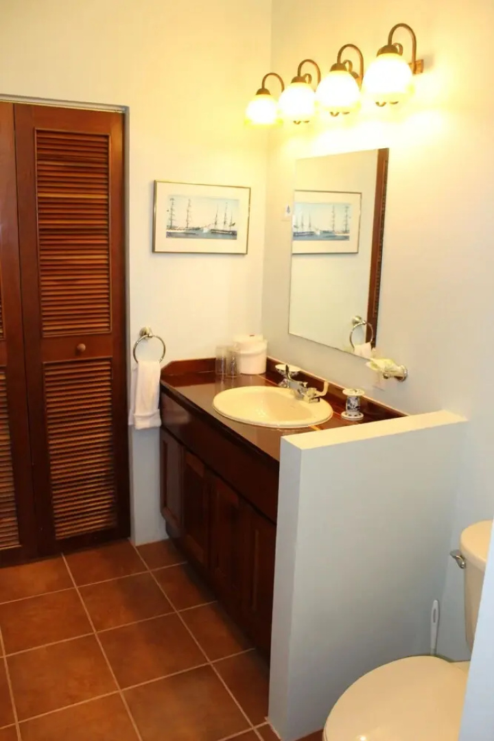 The Crimson Orchid Inn at Orchid Bay