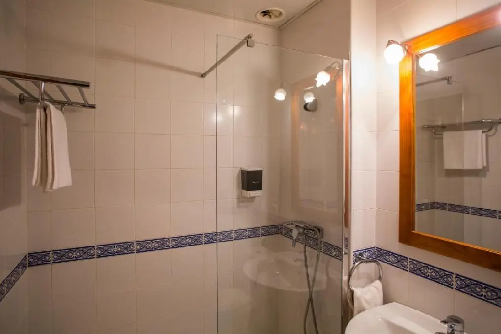 Hotel Mairena