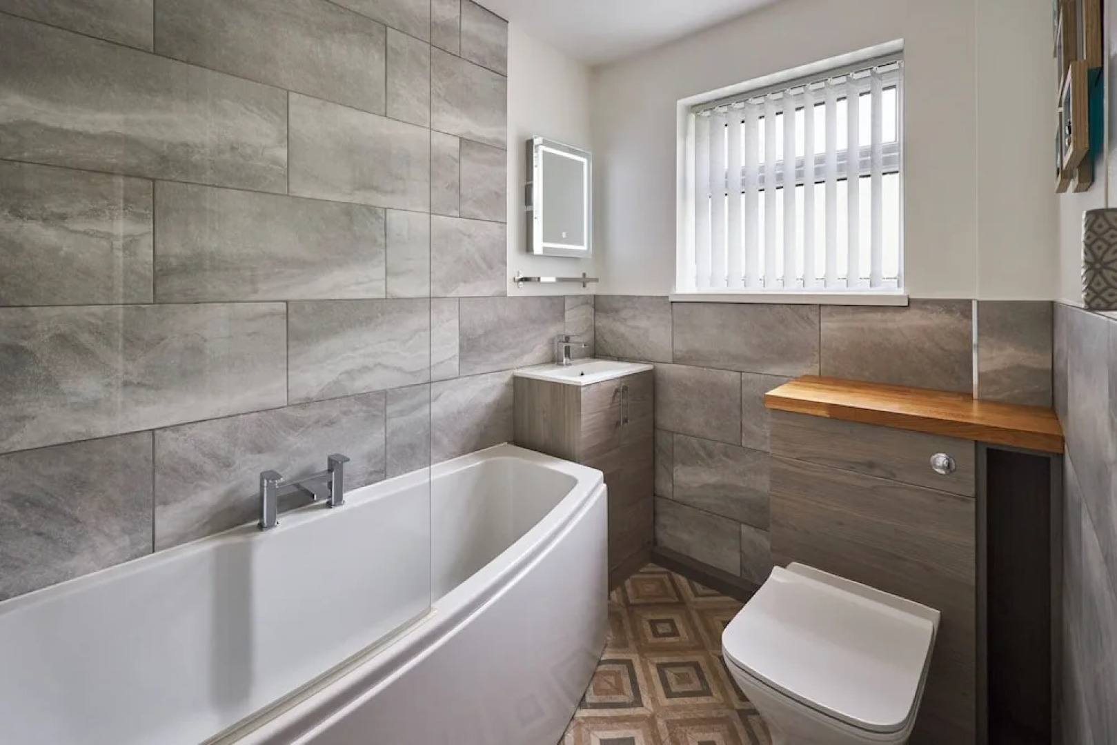 Host Stay Leaf Cottage