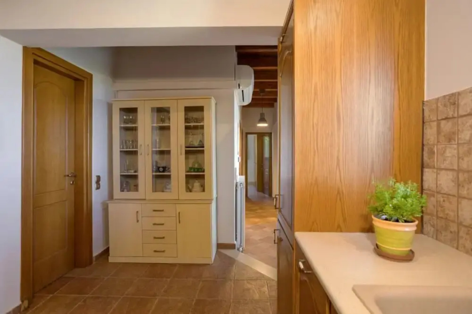 Paradise Home - On the Hill - Paradise Home - On the Hill