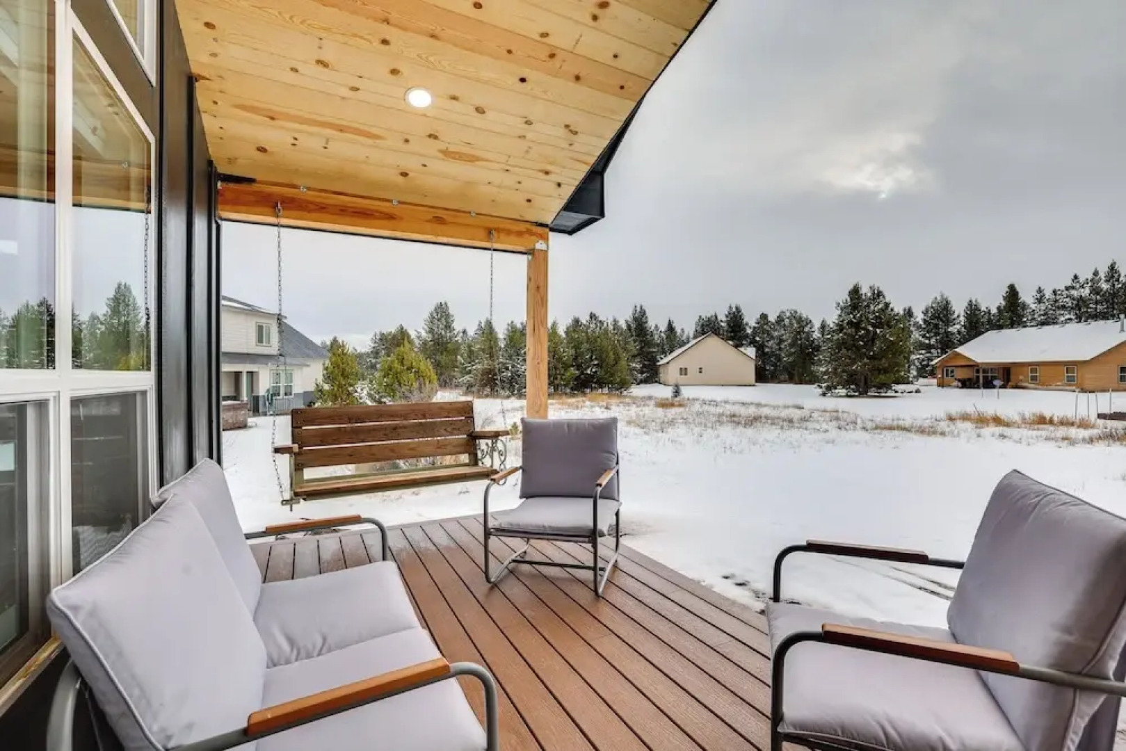 Family-friendly Donnelly Home w/ Private Hot Tub!