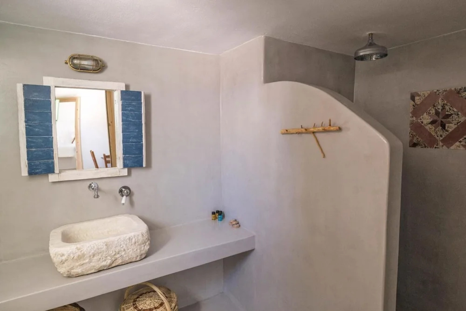 Ailouros guest house