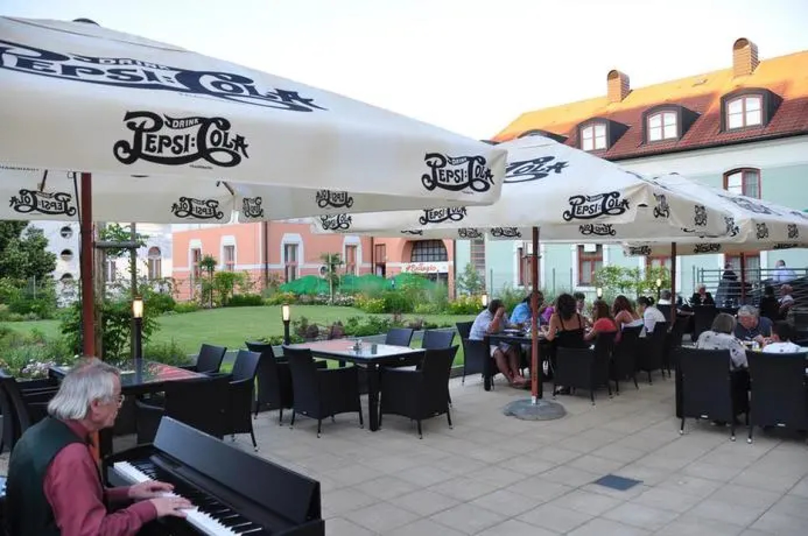 Hotel Három Gúnár