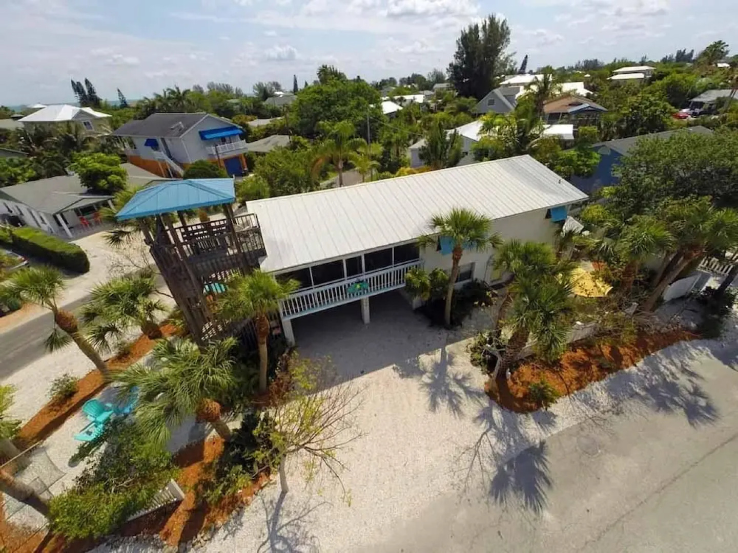 Blue Dolphin Inn Nine Bedroom Villa