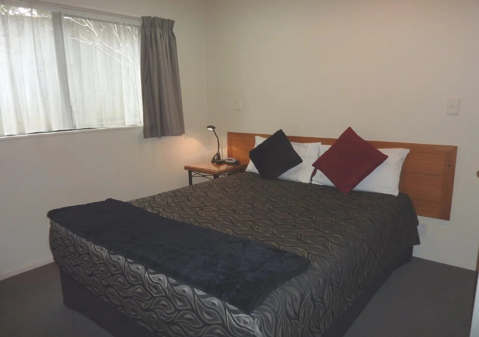 Bk's Pohutukawa Lodge