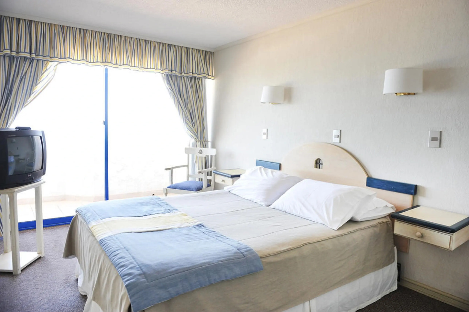 MR Mar Suites