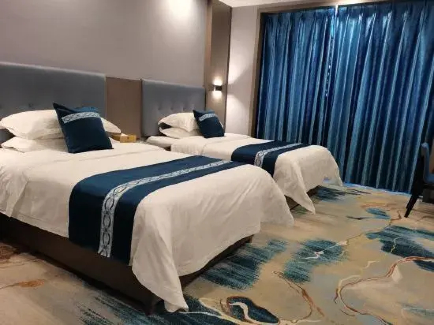 Shan Shui Xiang Ge Li La Hotel