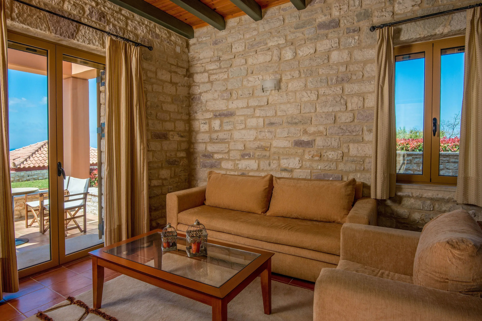 Enastron Villas