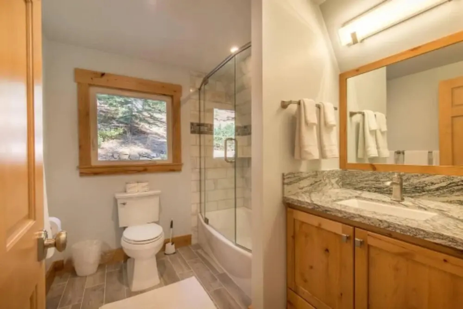 Dancing Bear by Avantstay Newly Remodeled A Frame in Talmont Access To Lake Tahoe Park Association