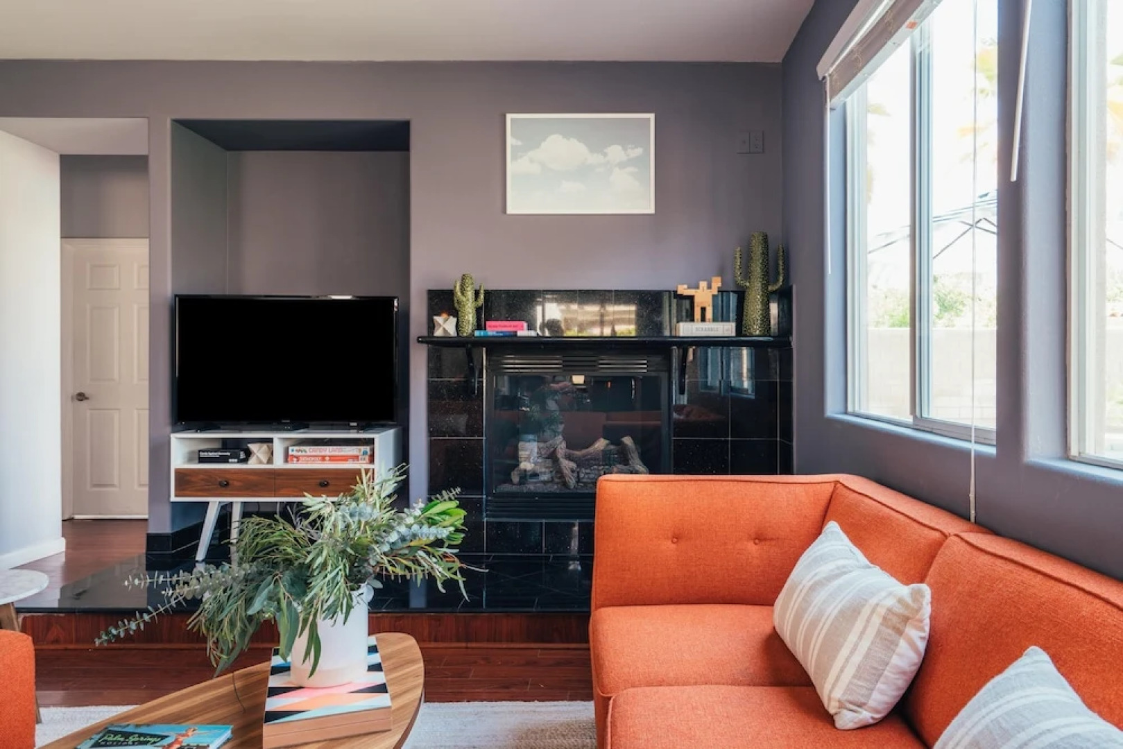 Swaying Leaf by AvantStay