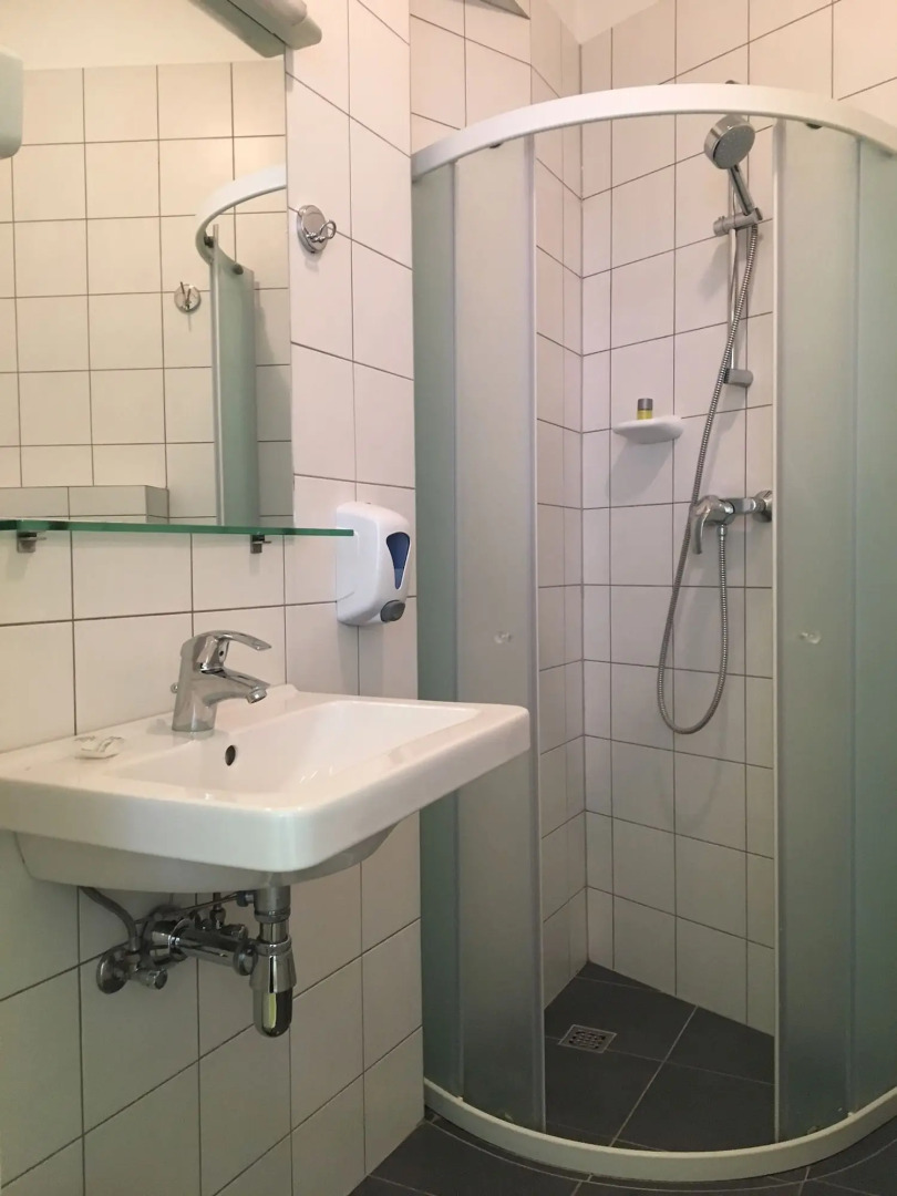 Design Hostel Goli & Bosi