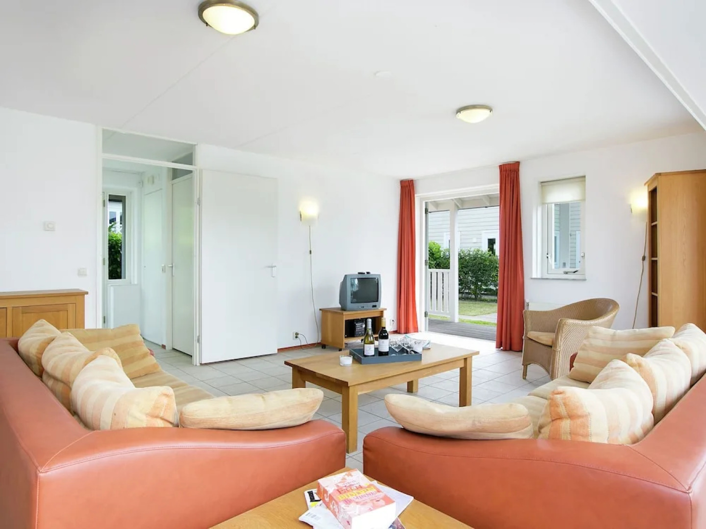 Stately Villa With two Bathrooms, 9 km. From Rockanje