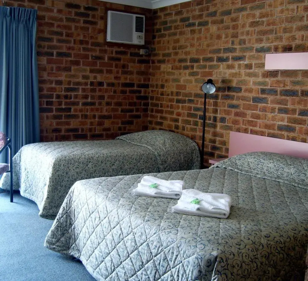 The Lydoun Motel
