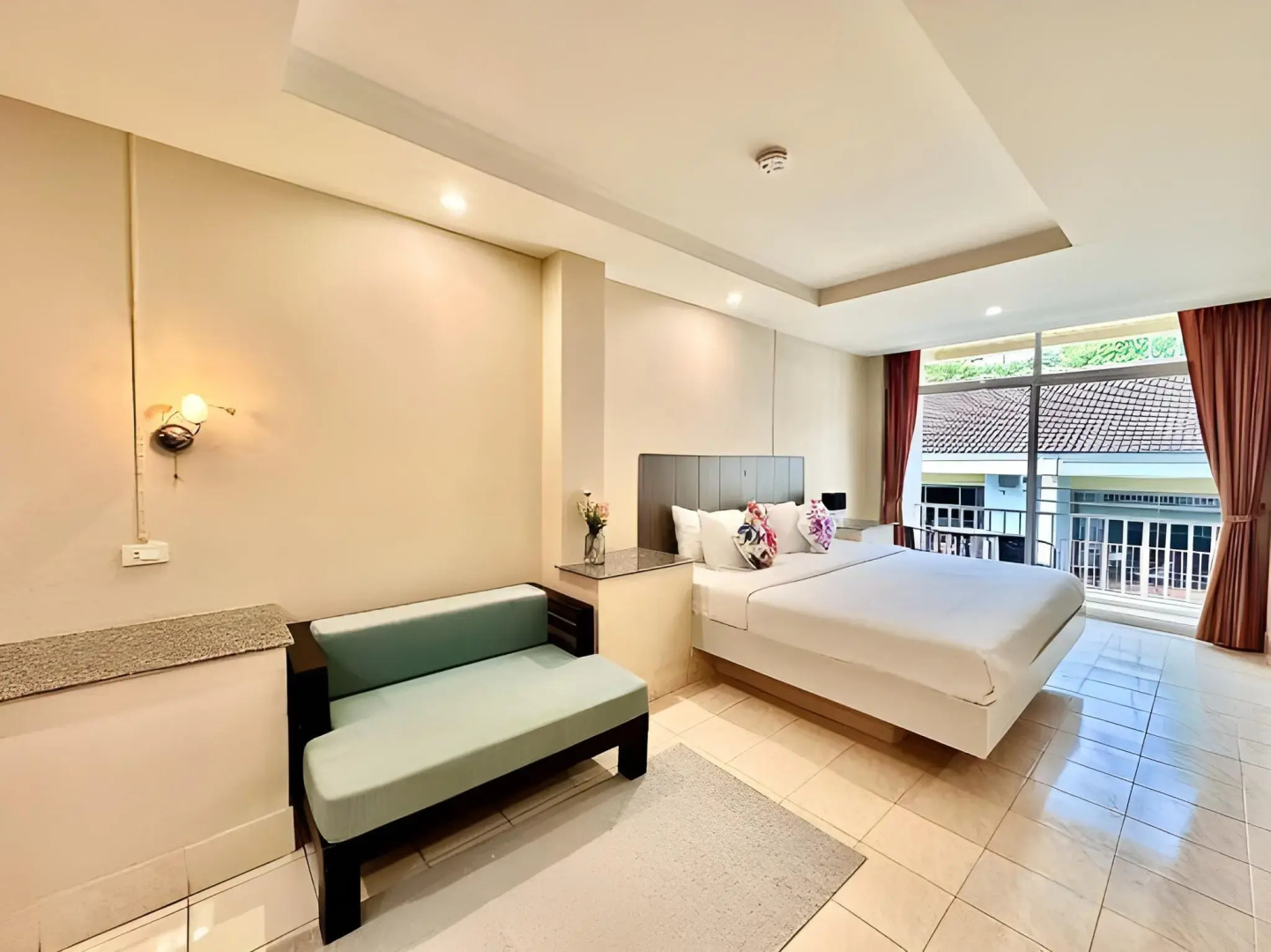 Tri's Miracle Kata Beach Side