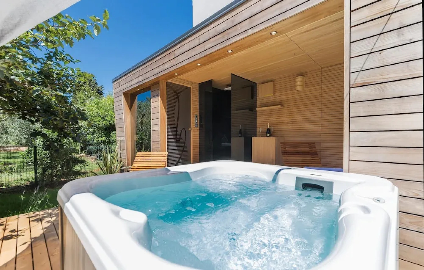 Awesome Home in Fazana With Wifi and 2 Bedrooms