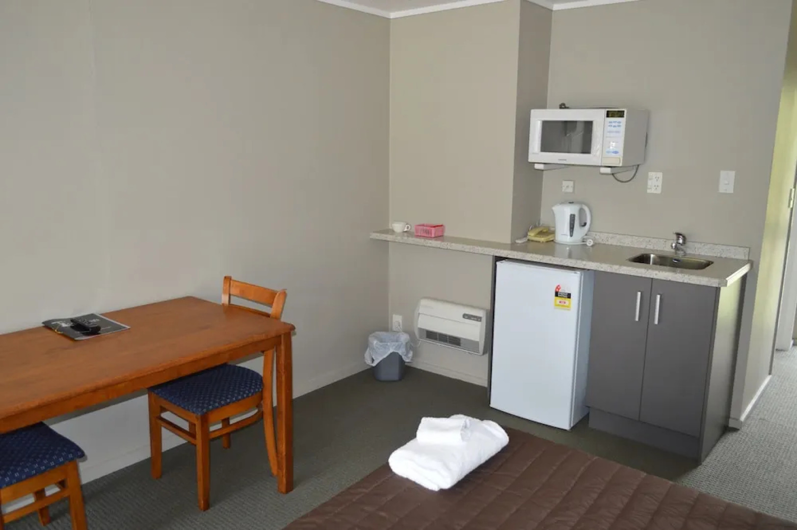 Brightwater Motor Inn