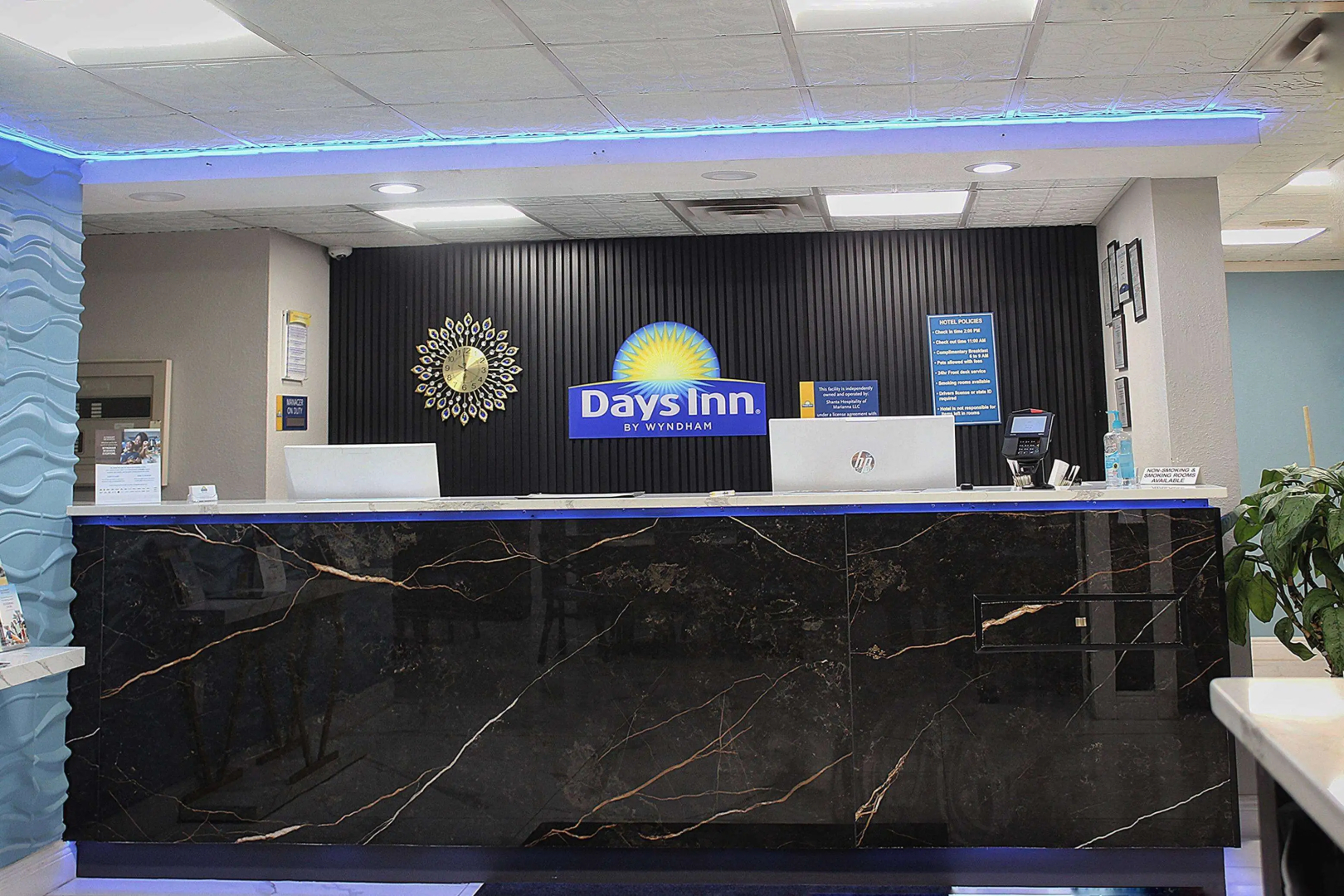 Days Inn by Wyndham Marianna