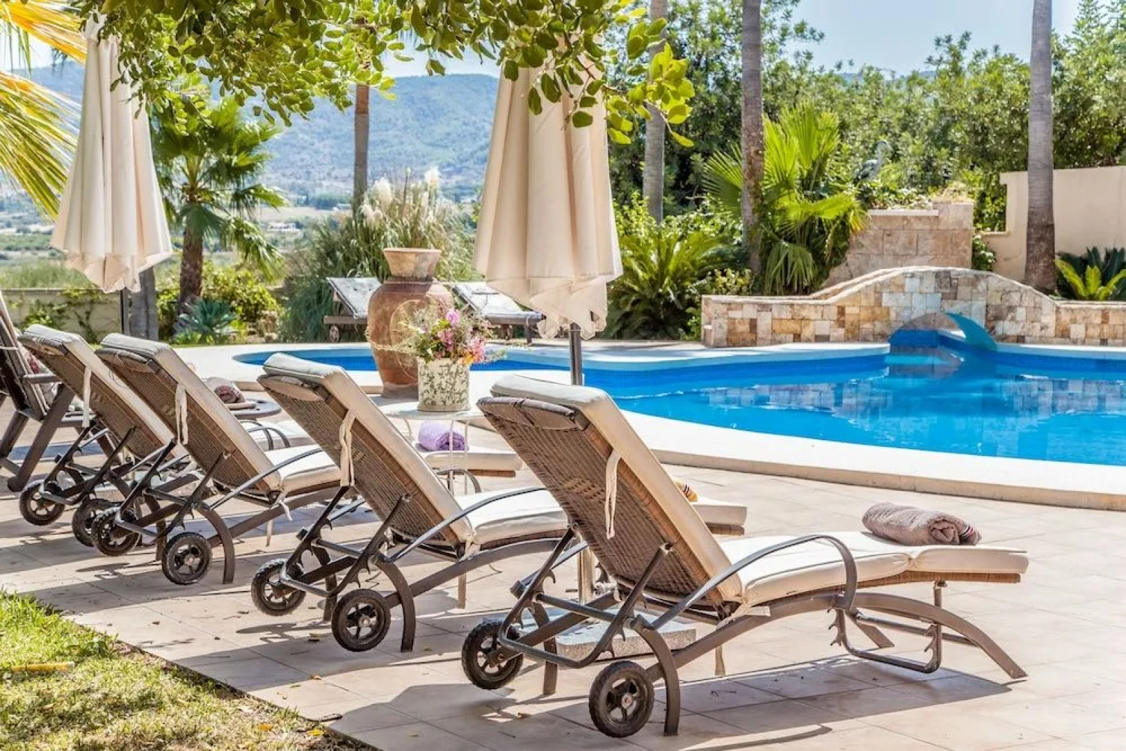 Cubo's Villa Dos Reyes
