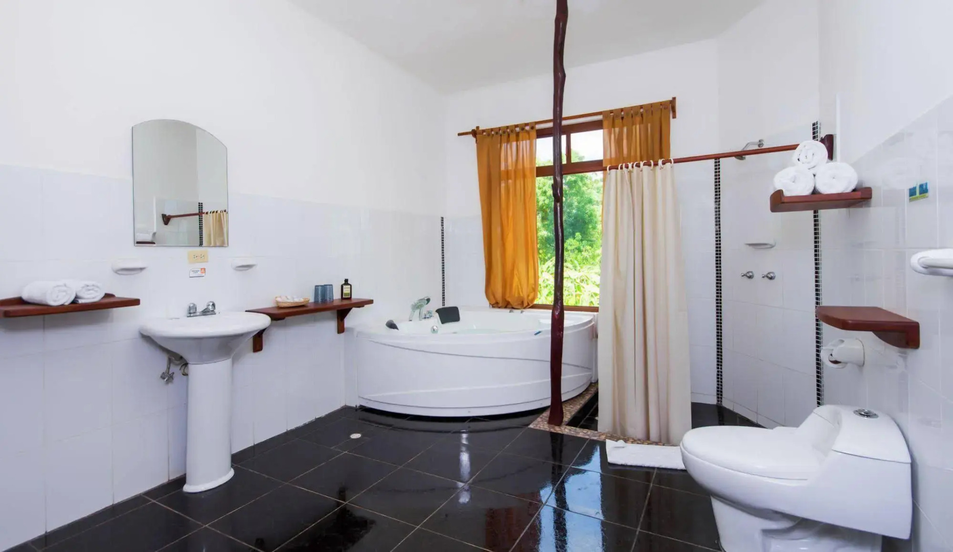 Casa Natura Galapagos Lodge