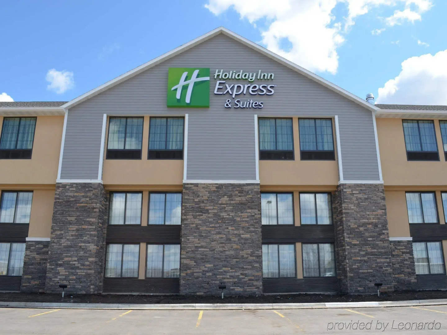 Holiday Inn Express & Suites Willmar by IHG