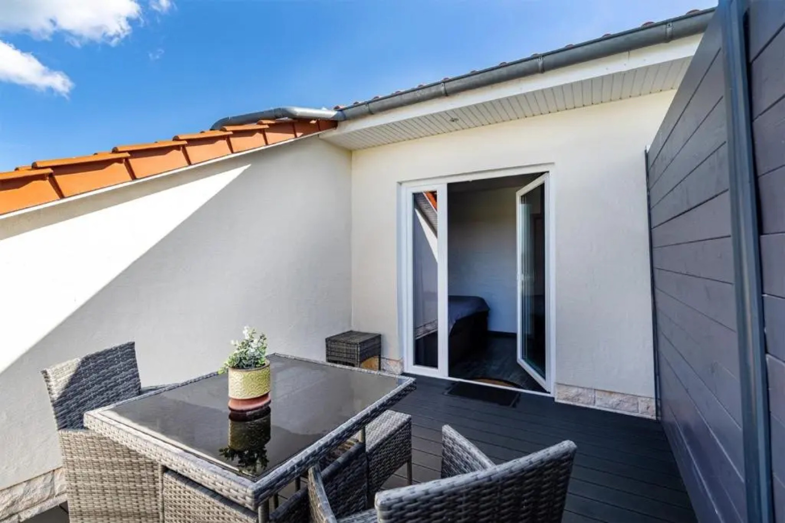 Nr 5 Bernuthsfeld mit Loggia