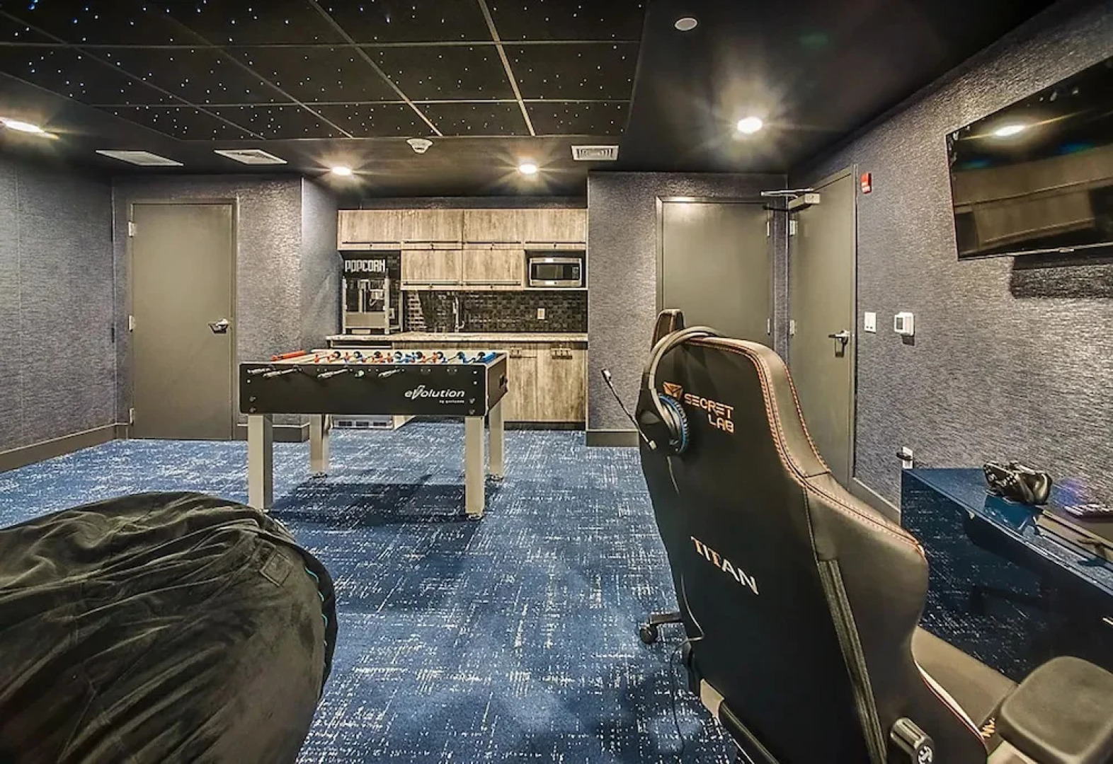 Luxury Furnished Apartments by Hyatus Downtown at Yale