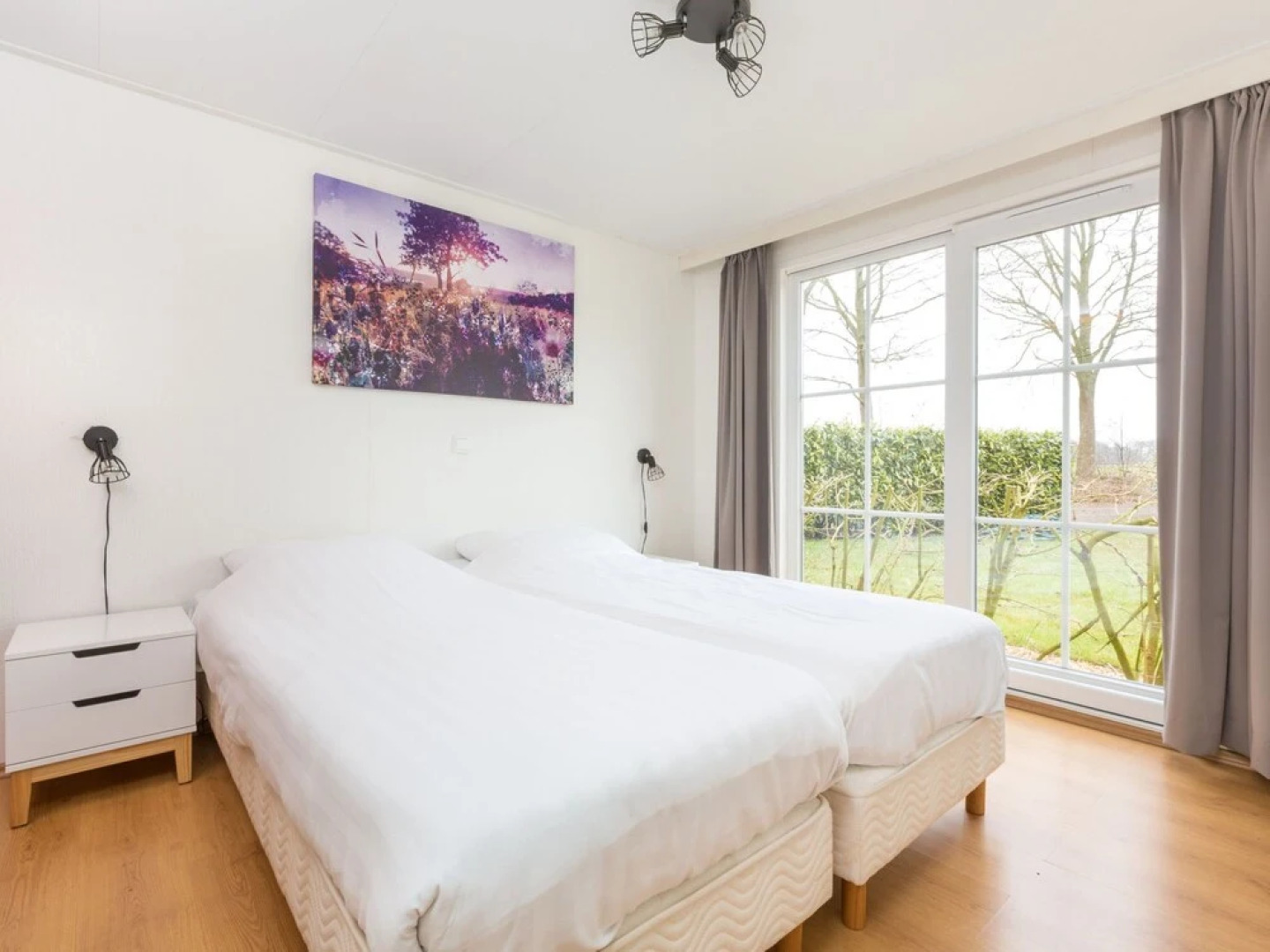 Comfortable chalet with AC and steam shower, in green Twente