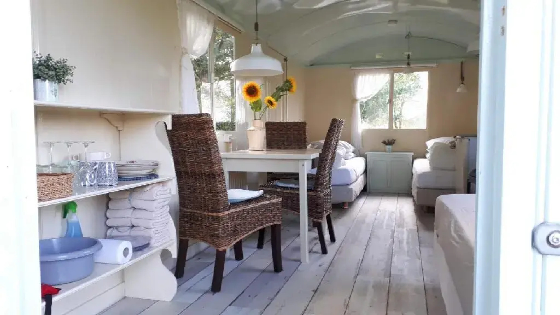 Pipowagen Overnachting Het Houten Huis