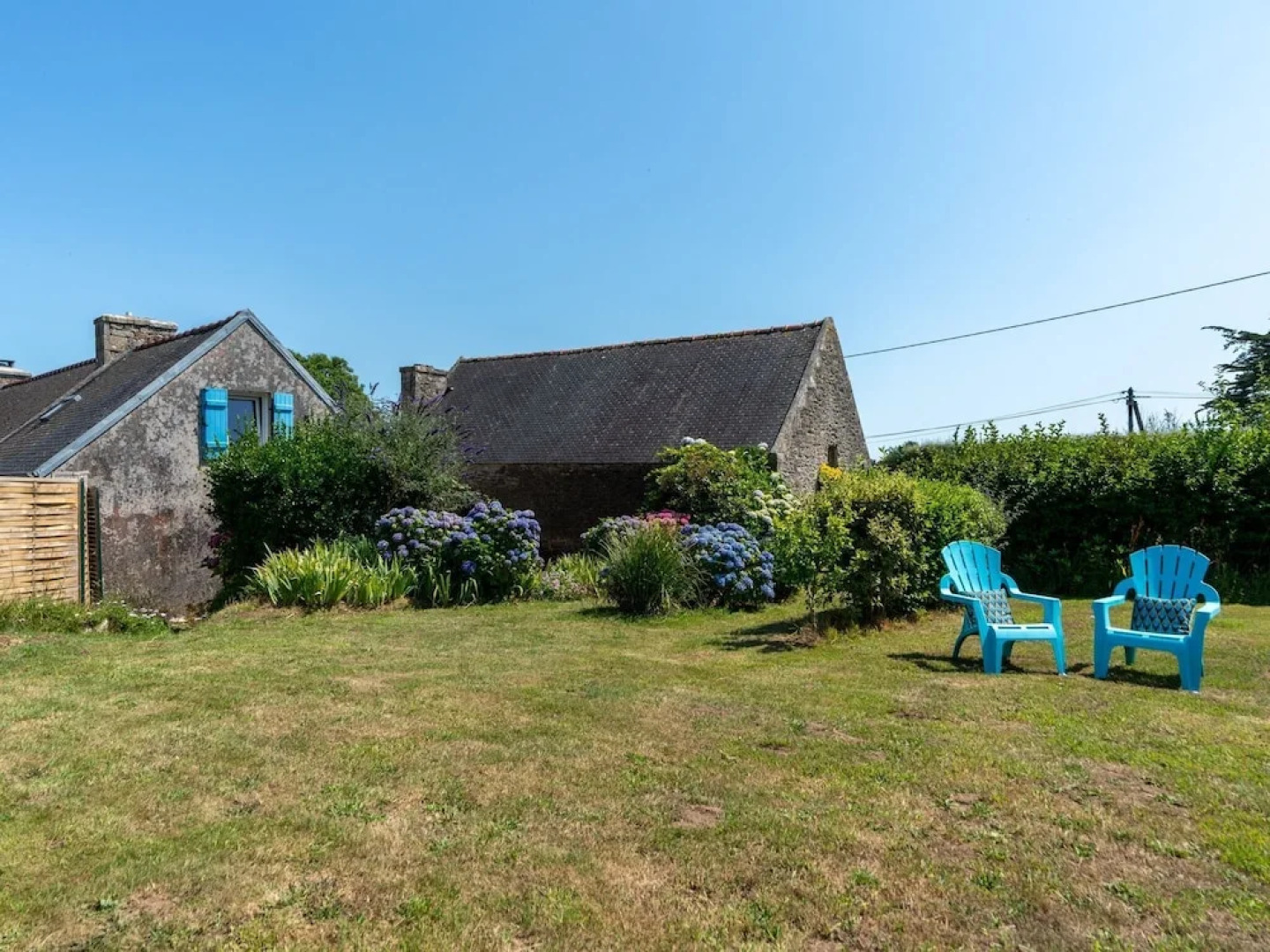 Modern Holiday Home in Plouhinec France with Sea Nearby