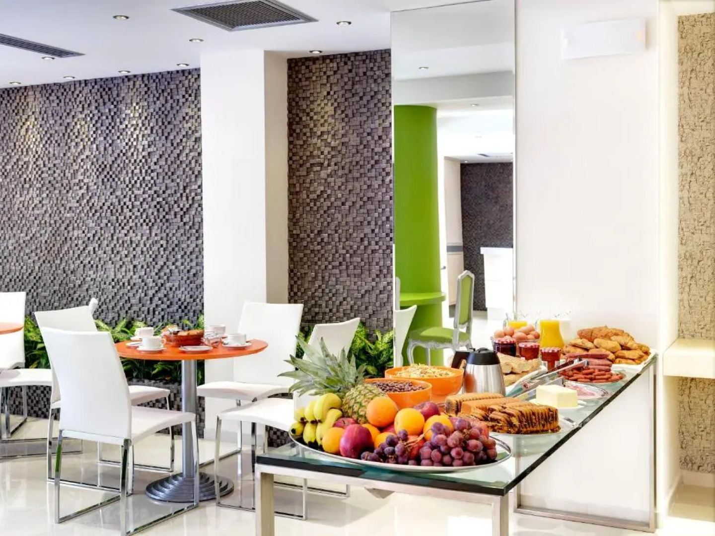 Phidias Piraeus Hotel