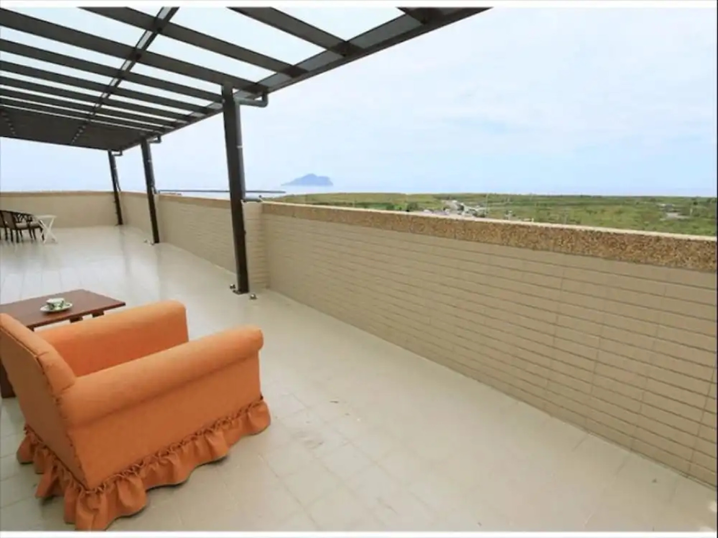 Meet Love at Pacific Ocean Turtle Island B&B