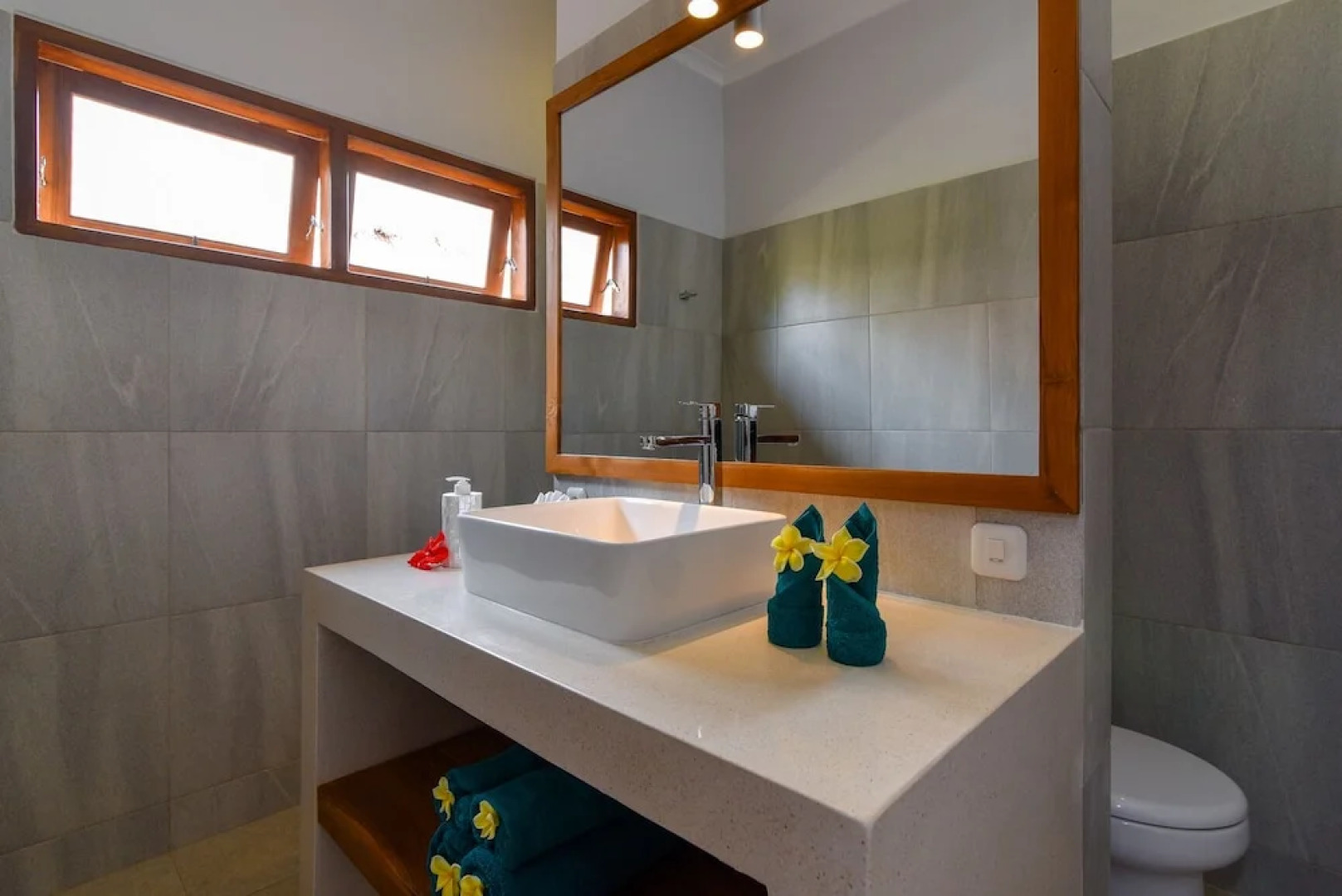 Villa Emerald