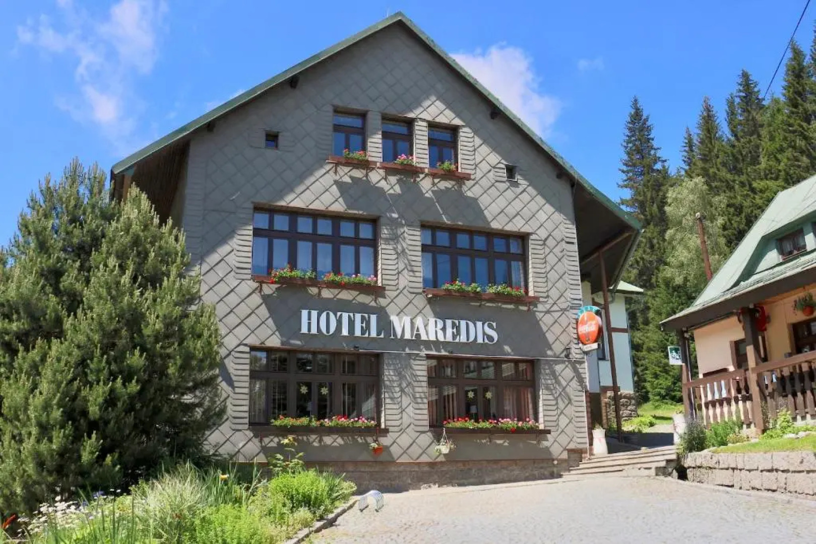 Hotel Maredis