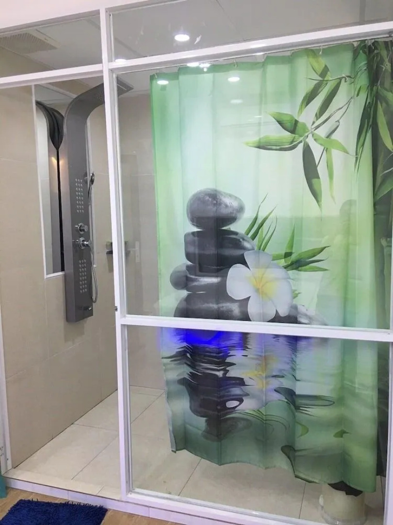 Mai Tuan Pham Hung Hotel