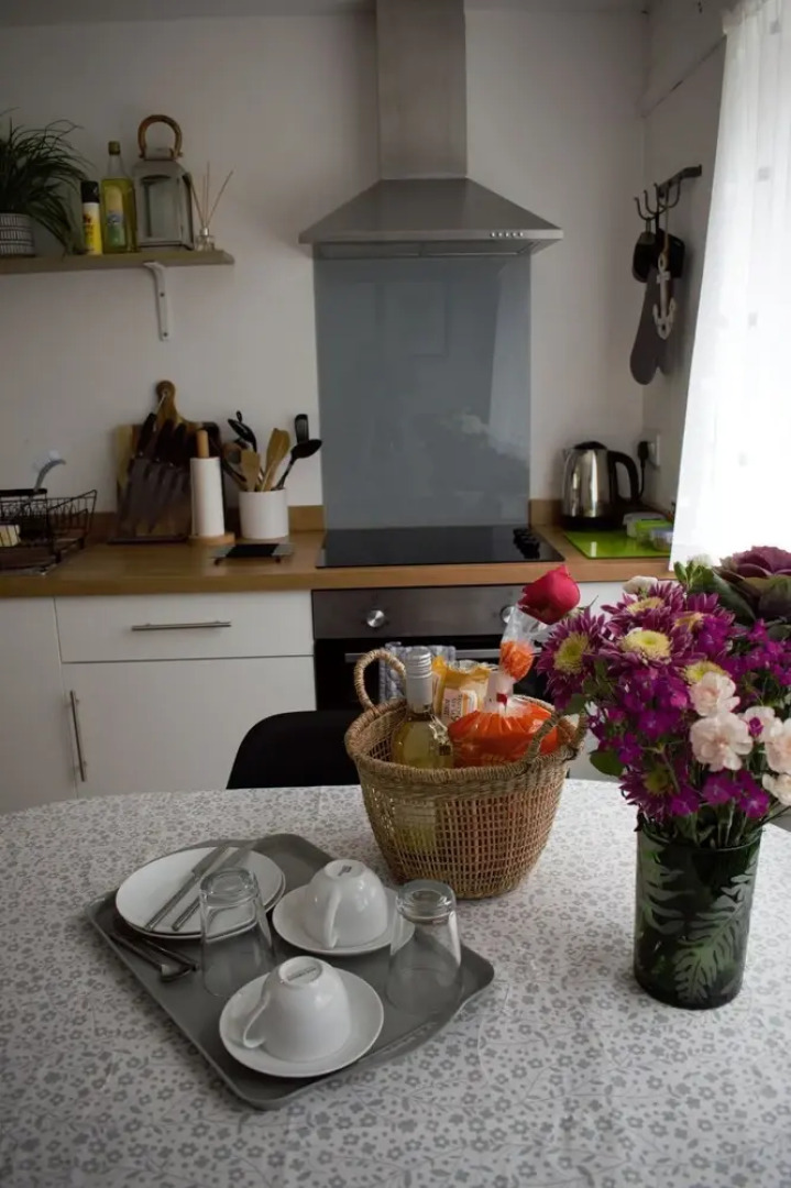 Karah Retreats - Ictis House