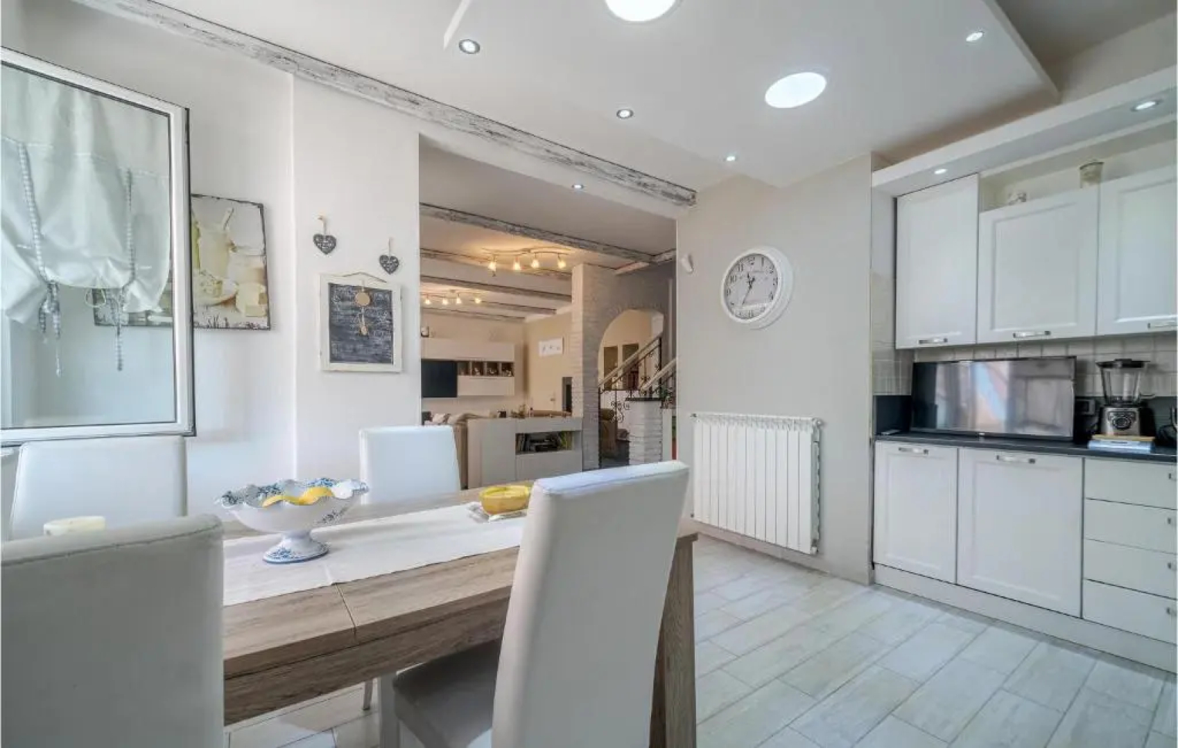 Amazing Home in Chiavari With Outdoor Swimming Pool, 5 Bedrooms and Wifi