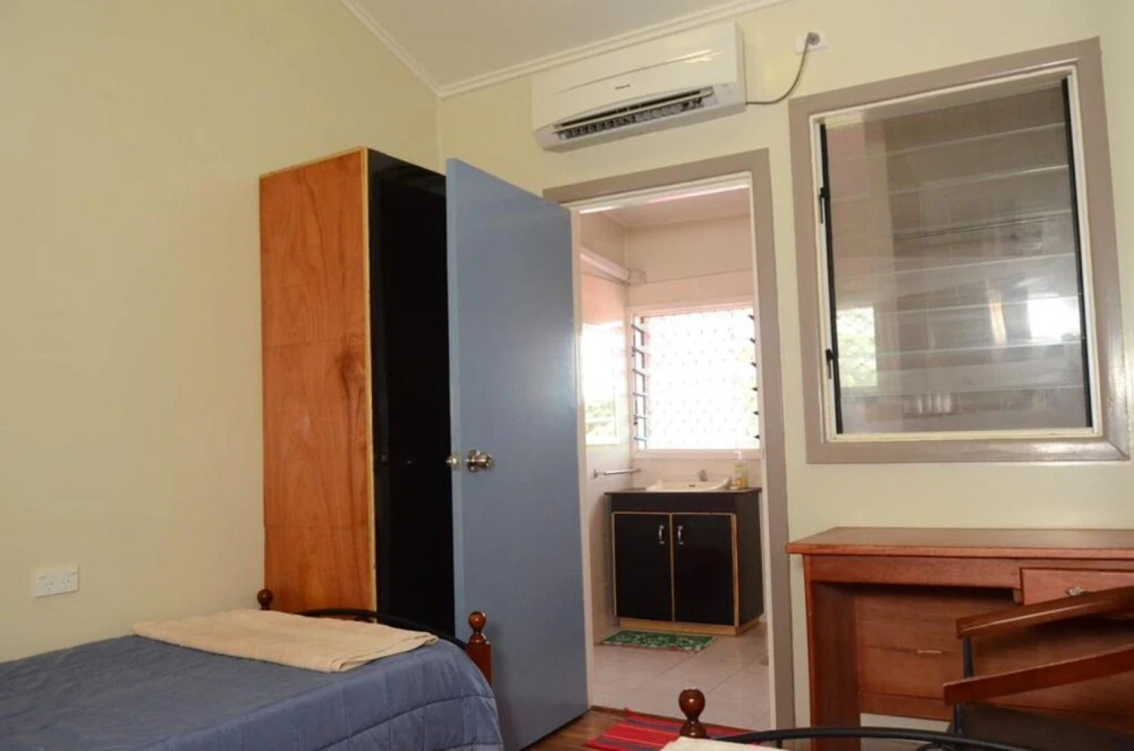Tanuli Royal Plains Motel