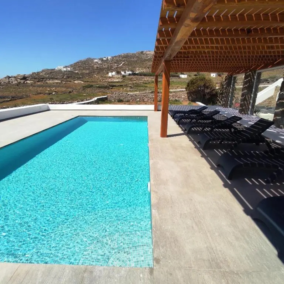 Avalon cosy apartments Kiku studio for 2 with shared swimming pool