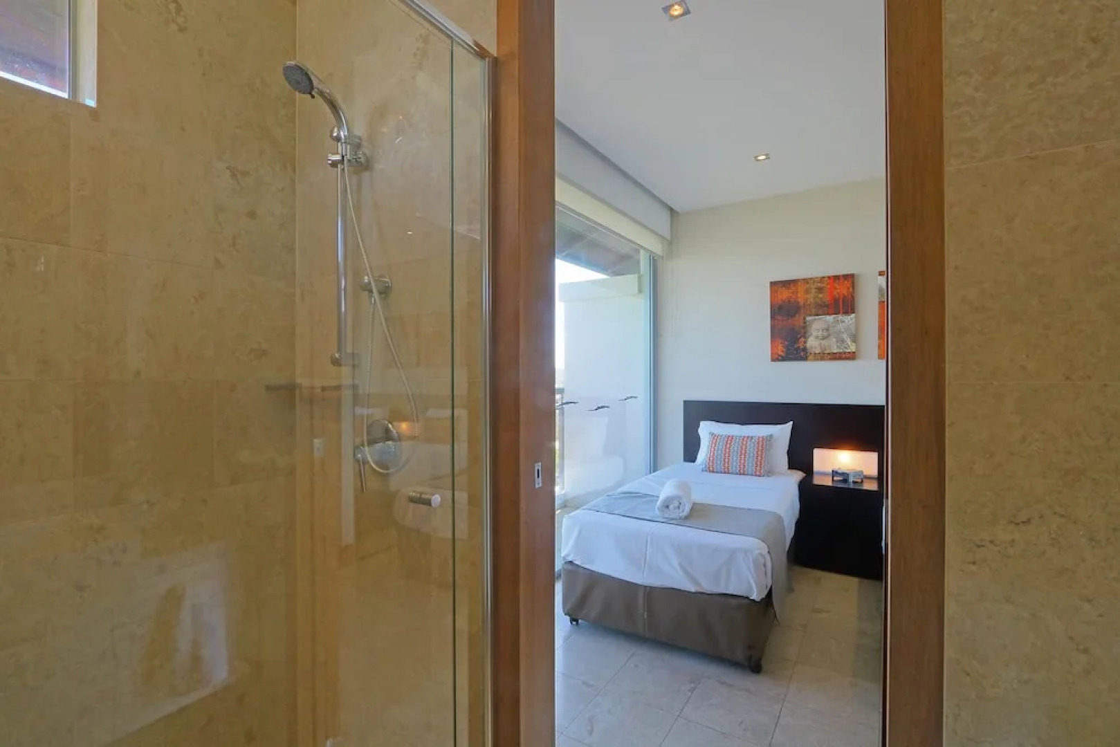 312 King Studio Plus One Bedroom