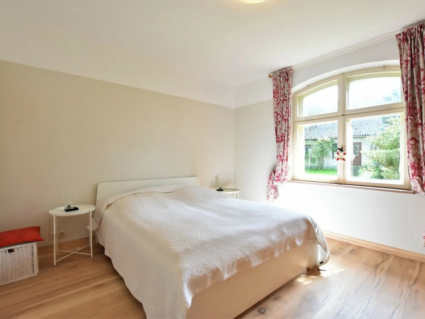 Charming Holiday Home in Am Salzhaff With Terrace and Garden