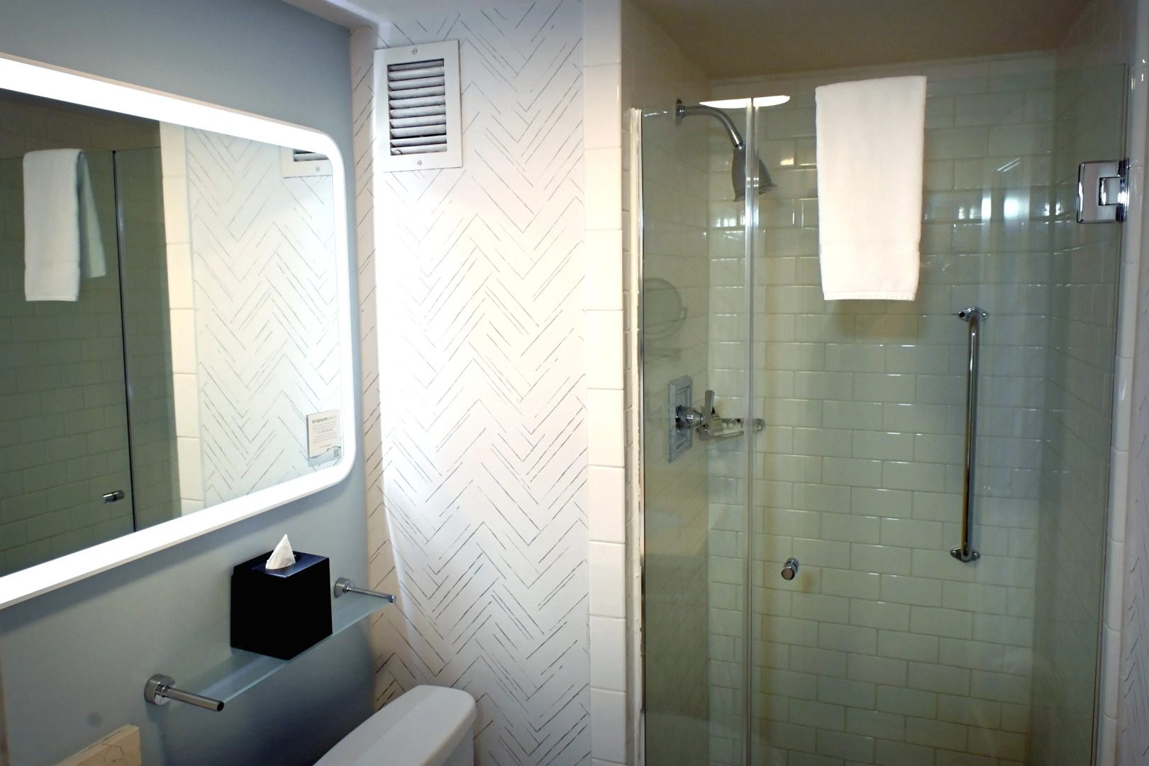 Fort Pontchartrain Detroit, a Wyndham Hotel