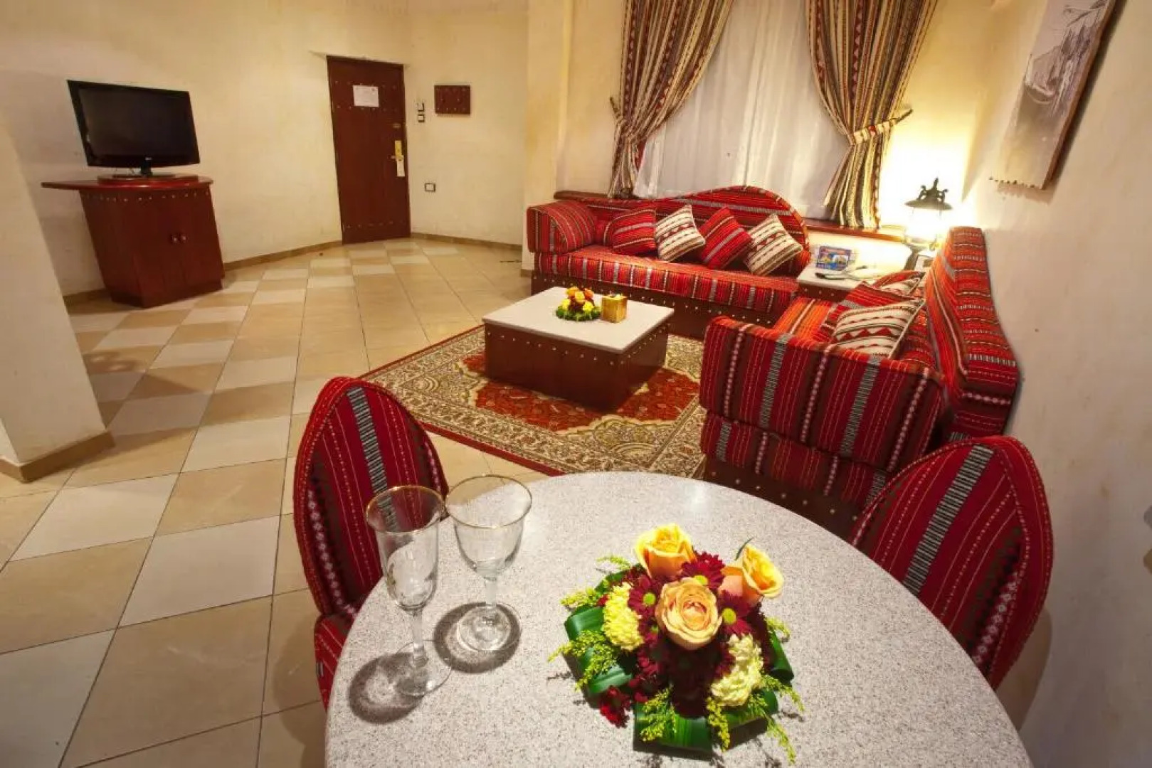 Al Liwan Suites