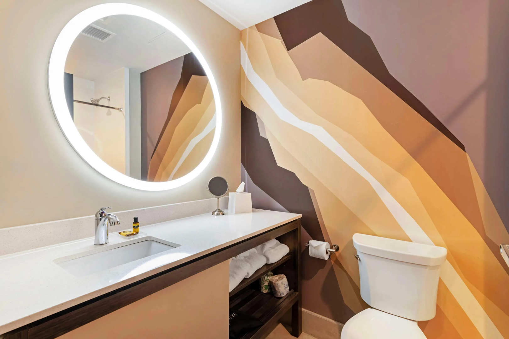 Best Western Plus Executive Residency Rigby's Water World Hotel