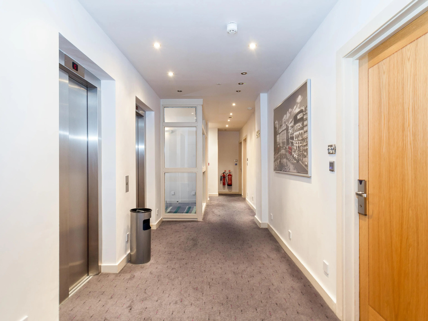 Avni Kensington Hotel