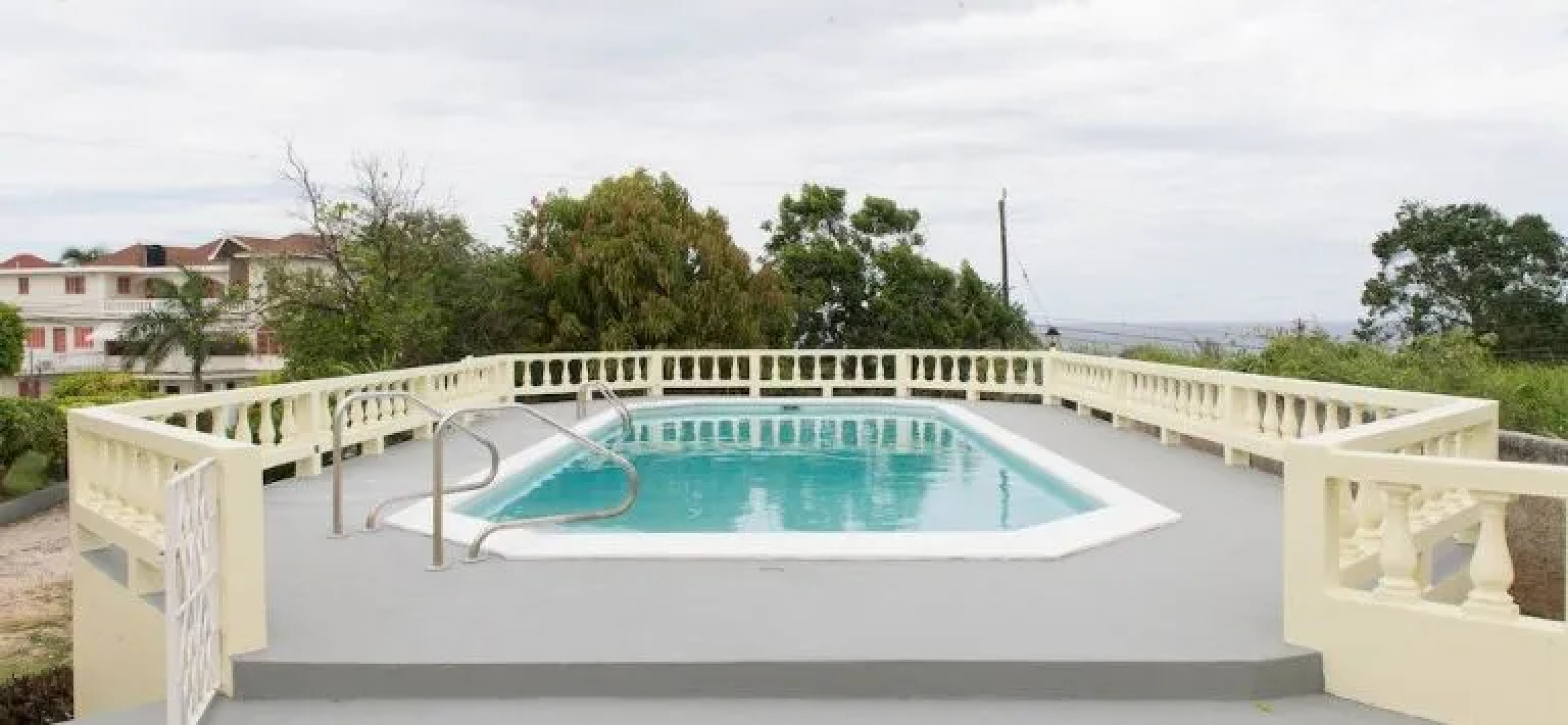 Lincoln Liberty Manor