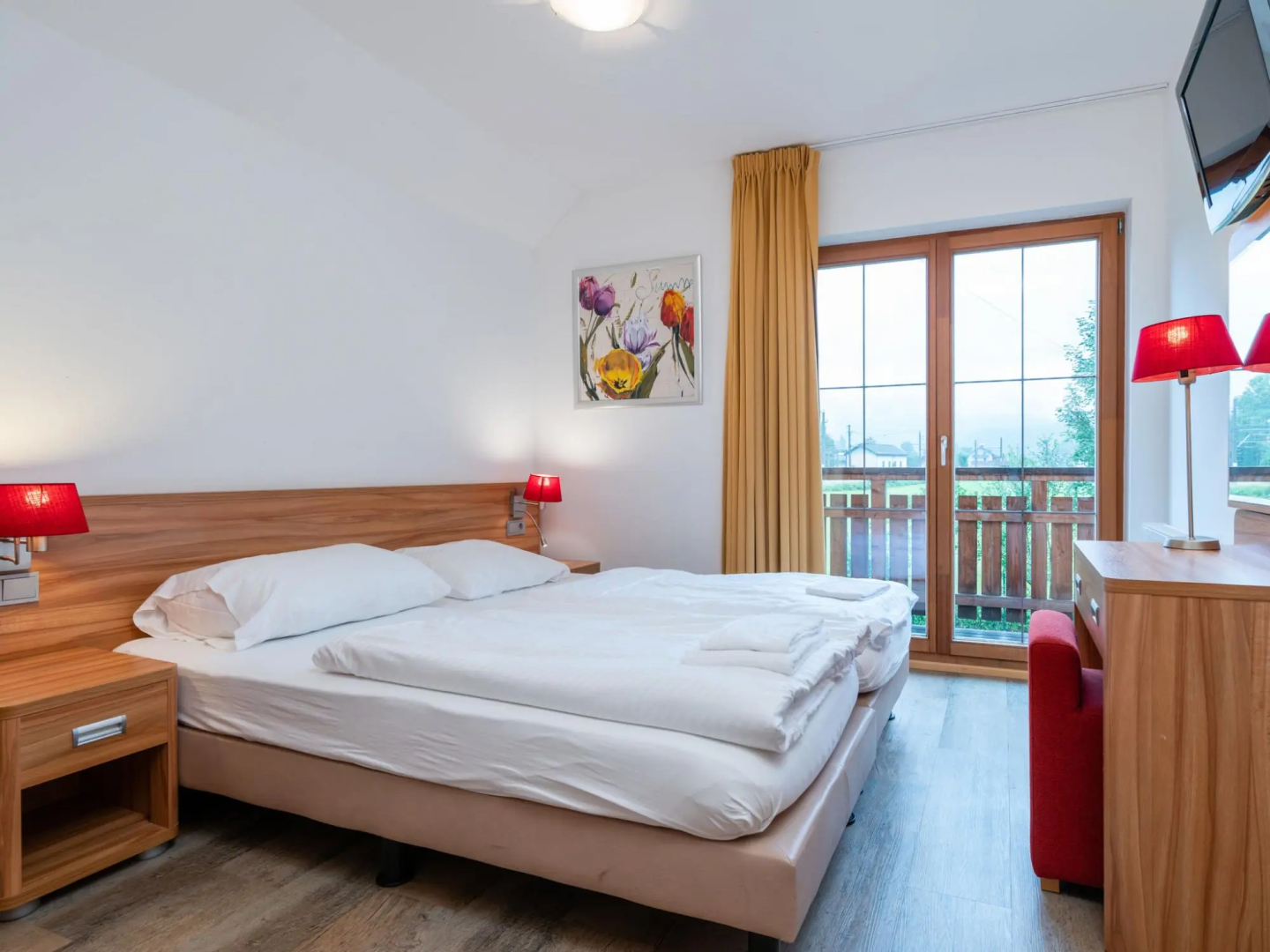 Beautiful Chalet in Obertraun With Garden