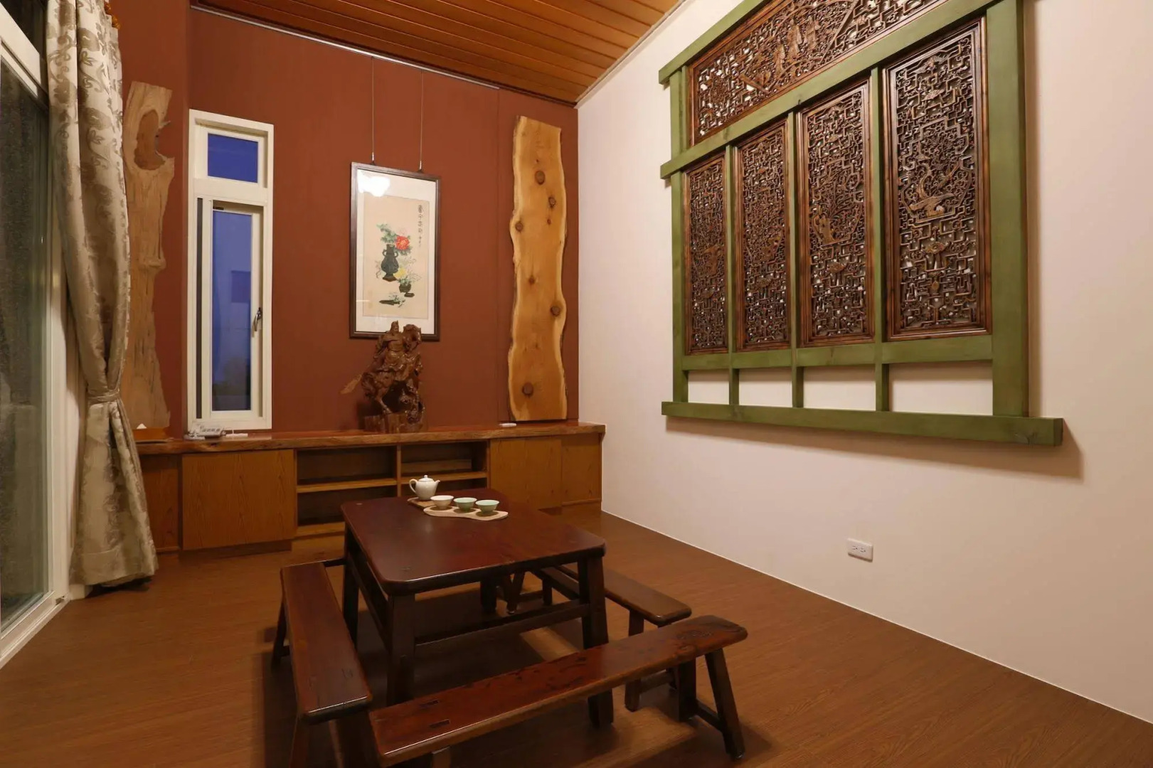 Happy Happy Okgo B&B