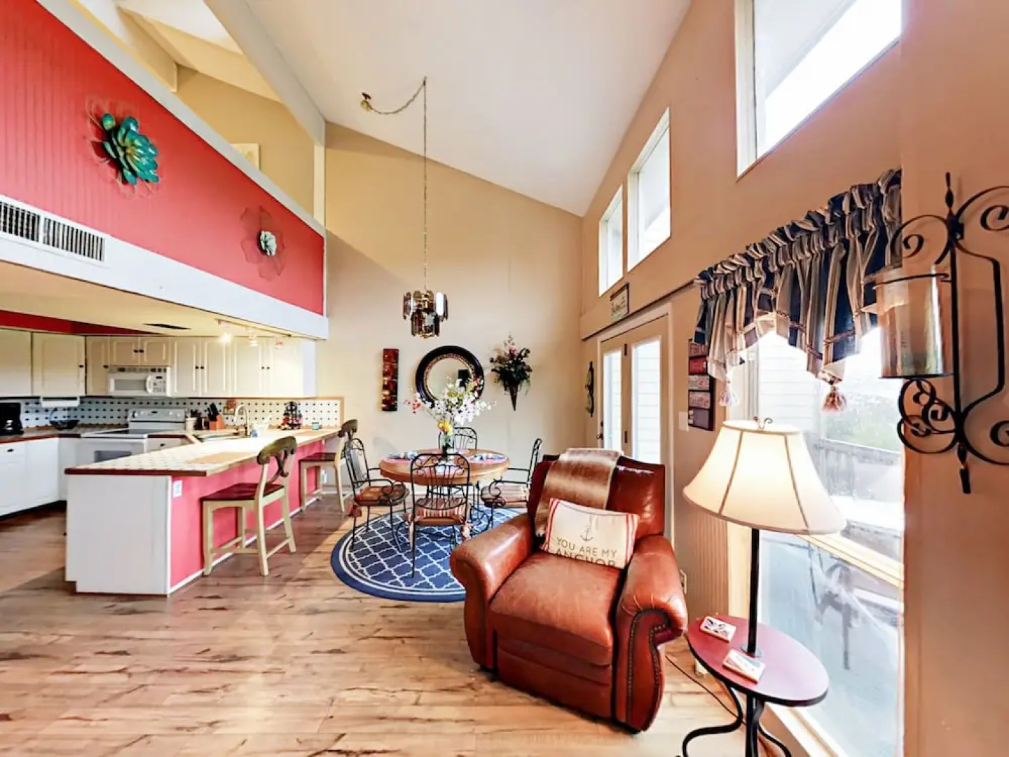 219 Comanche Home 2 Bedrooms 2 Bathrooms Home