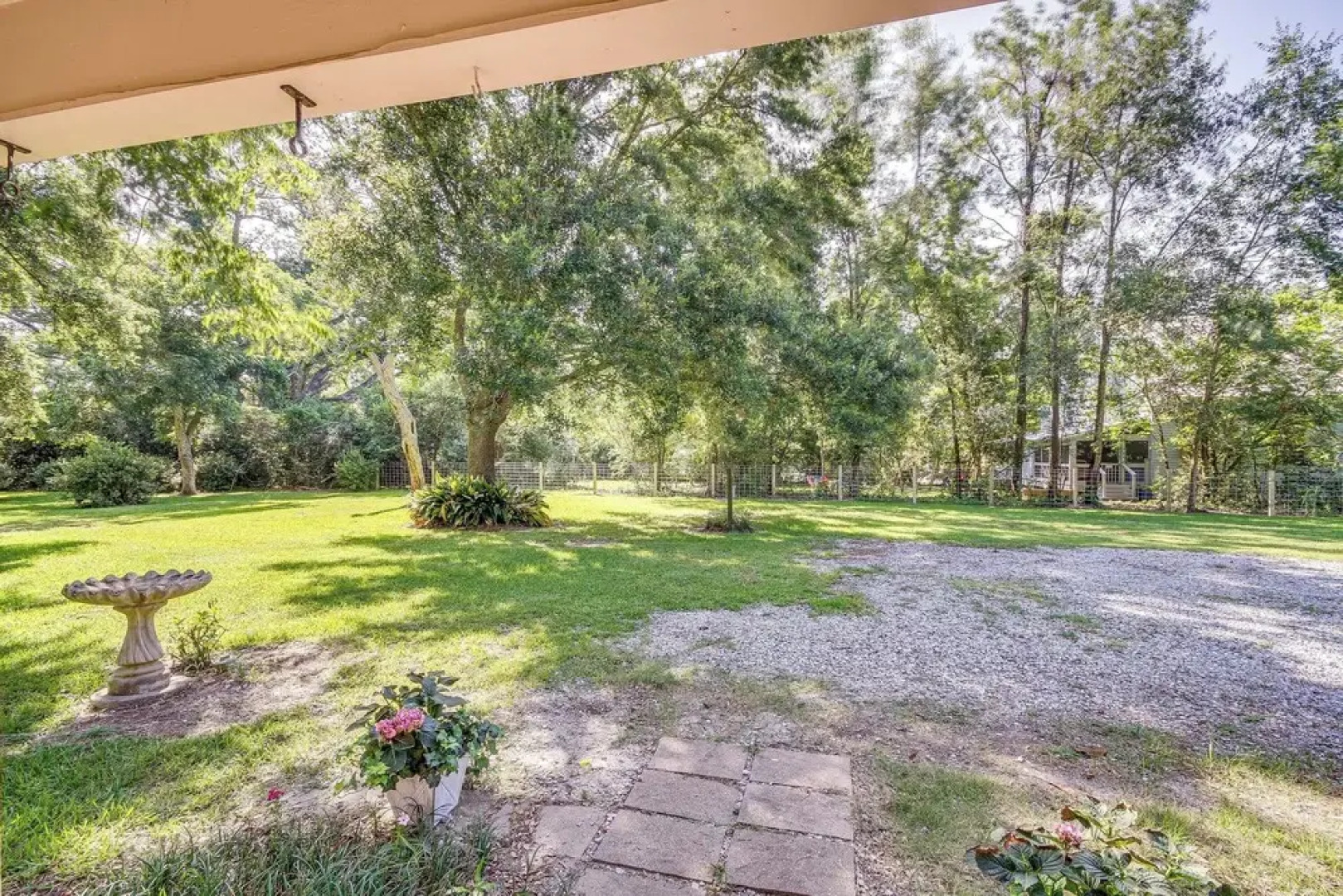 Waveland Retreat w/ Yard: Walkable Location